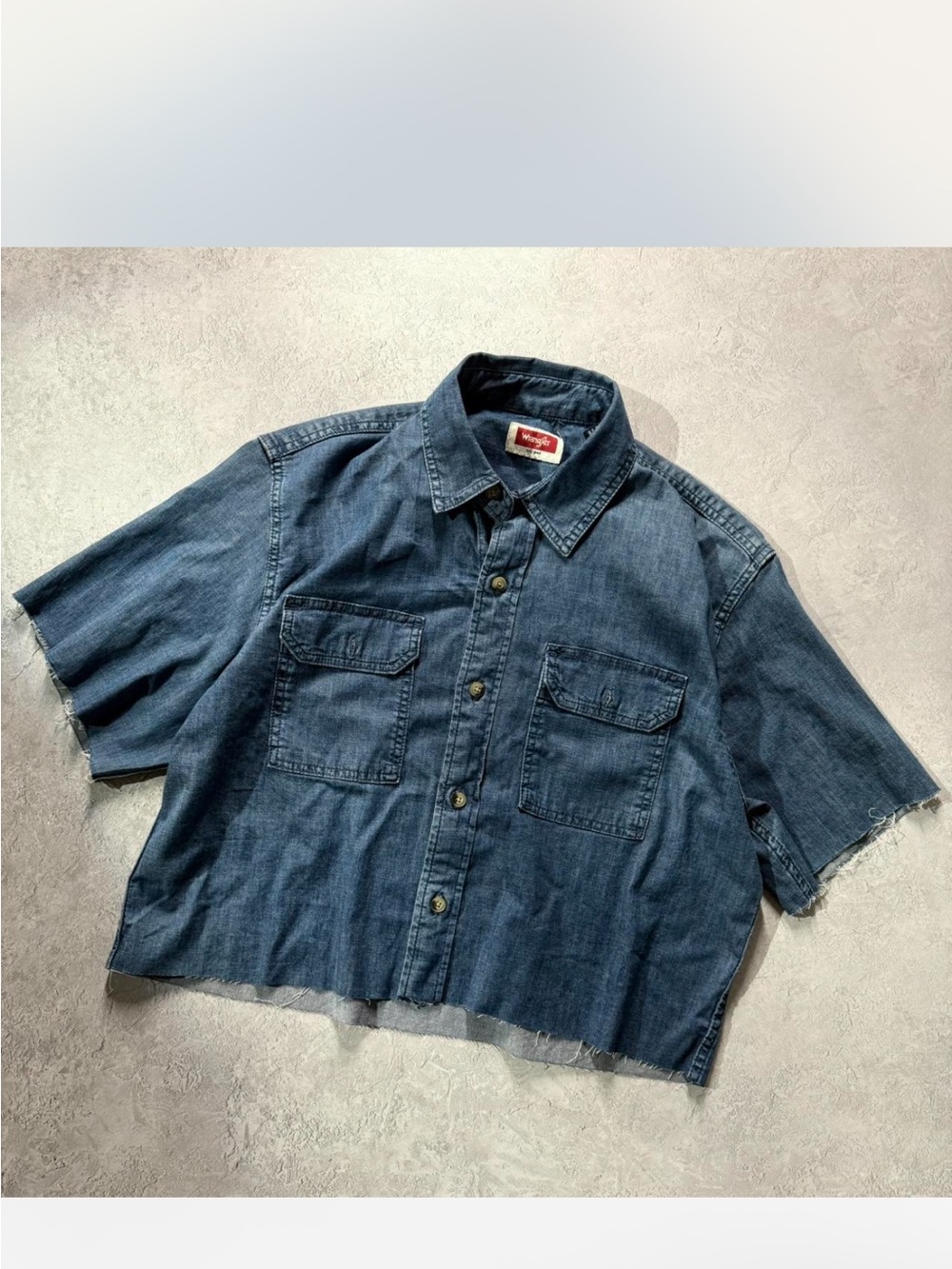 Cropped Wrangler Dark Blue Denim short sleeve shirt